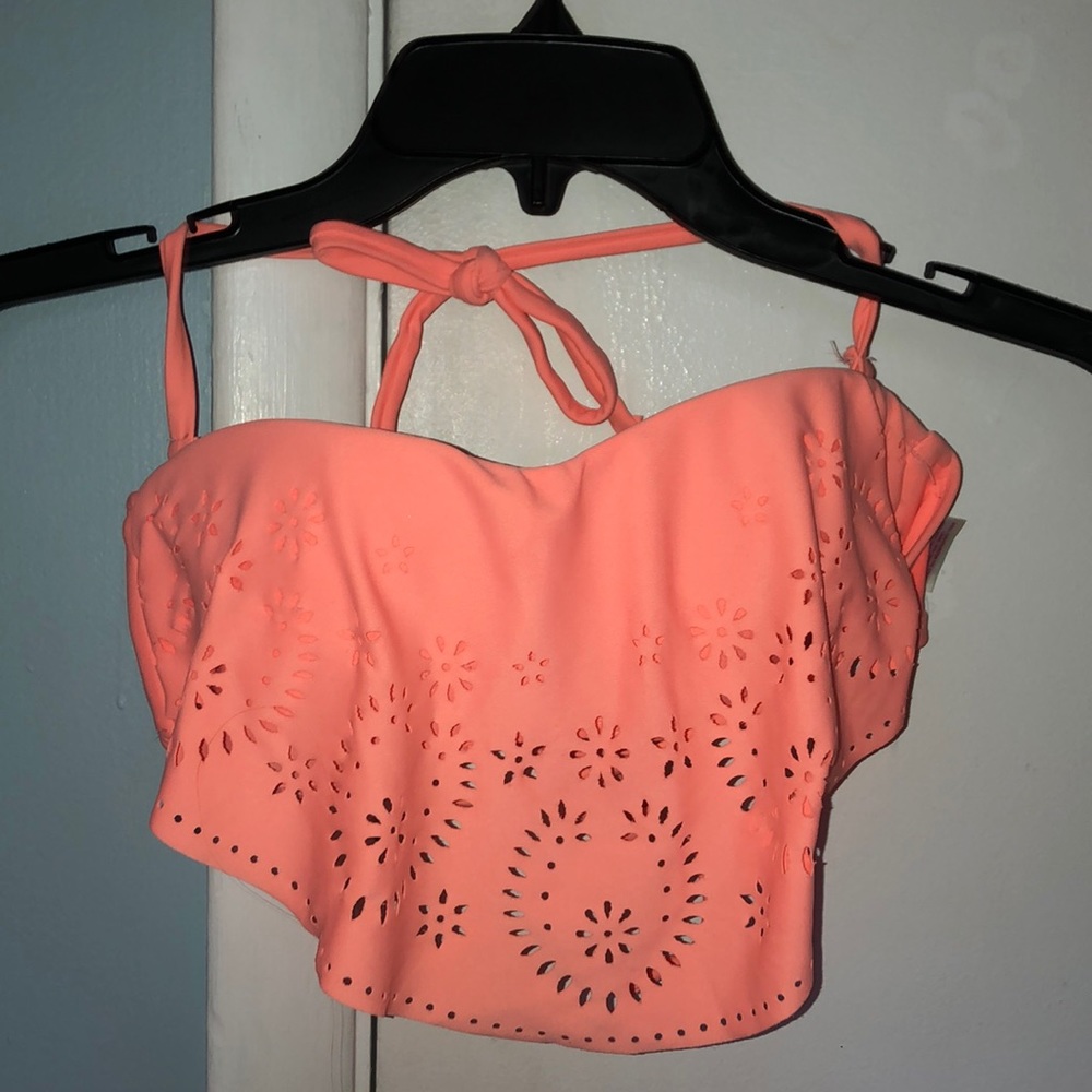 bikini top, can be strapless